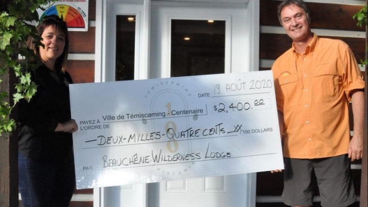 tTe Beauchêne Wilderness Lodge makes a donation worth $ 2,400