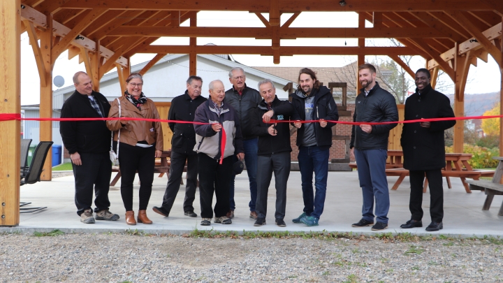 Communiqué de presse - Inauguration du Pavillon 100e Anniversaire de Témiscaming Un espace convivial au coeur du centre-ville de Témiscaming