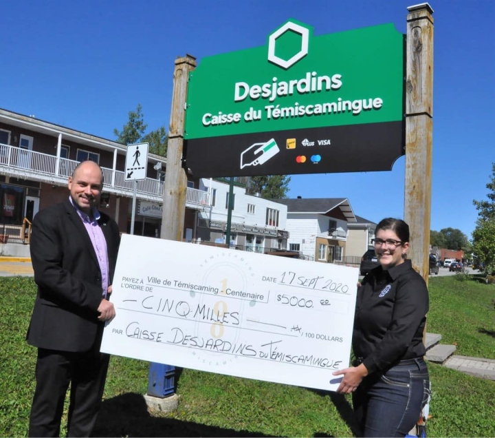 The Caisse Desjardins du Témiscamingue makes a donation of $5000