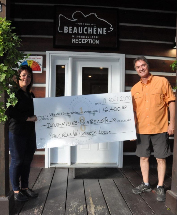 tTe Beauchêne Wilderness Lodge makes a donation worth $ 2,400