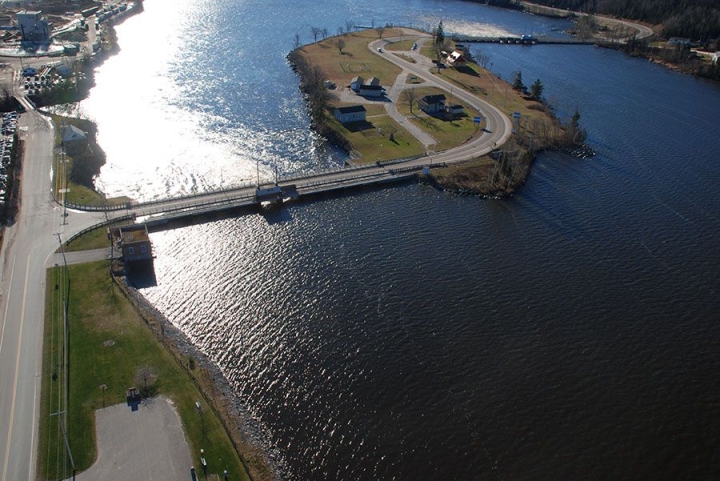 Public Notice - PWGSC - Lane closures on Timiskaming Quebec Dam Bridge